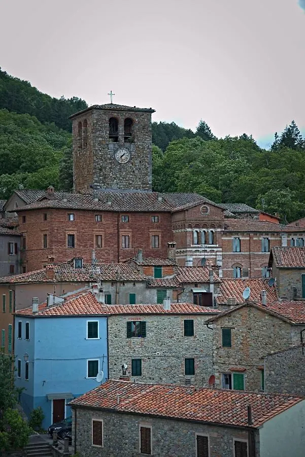 I Tre Camini Apartment Montieri