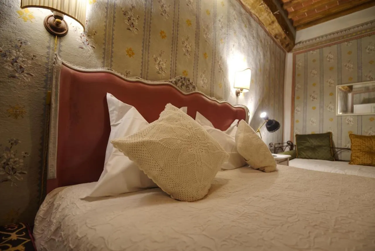 I Tre Camini Apartment Montieri Italy